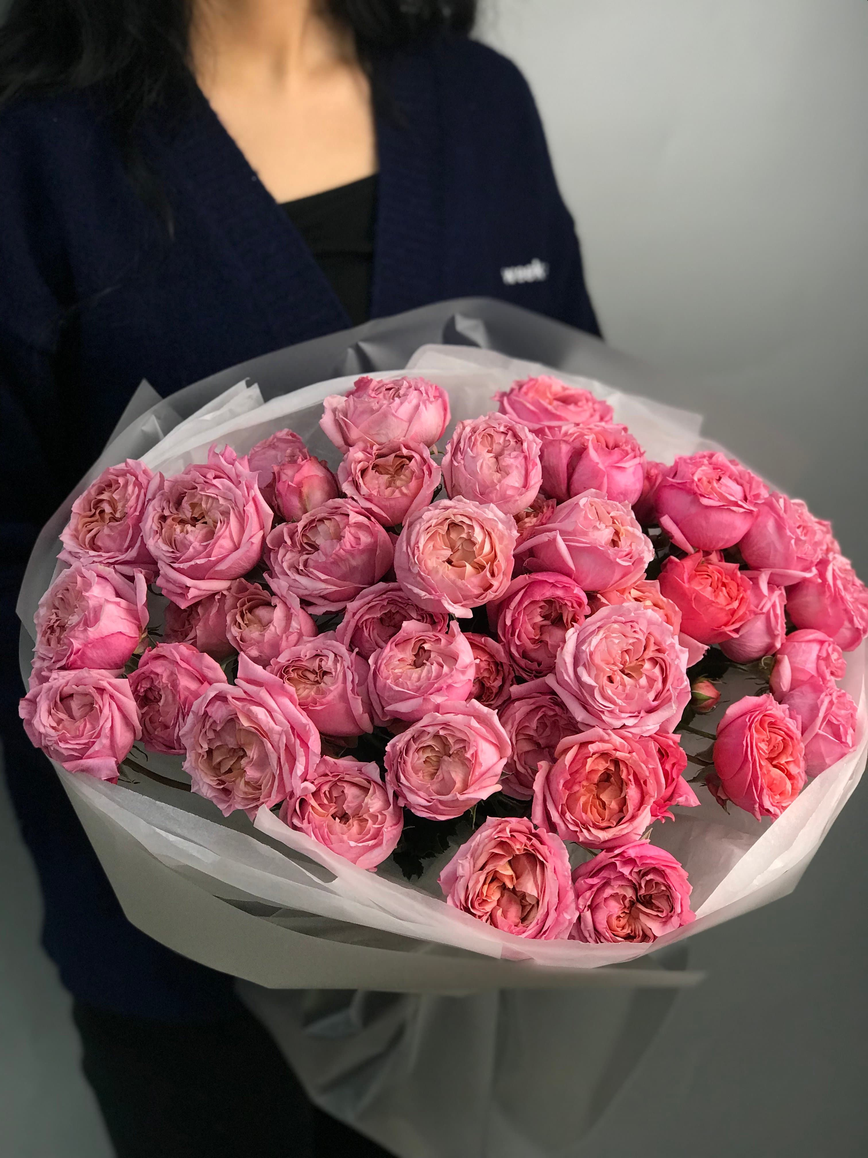 Кустовые розы Julieta  11 шт